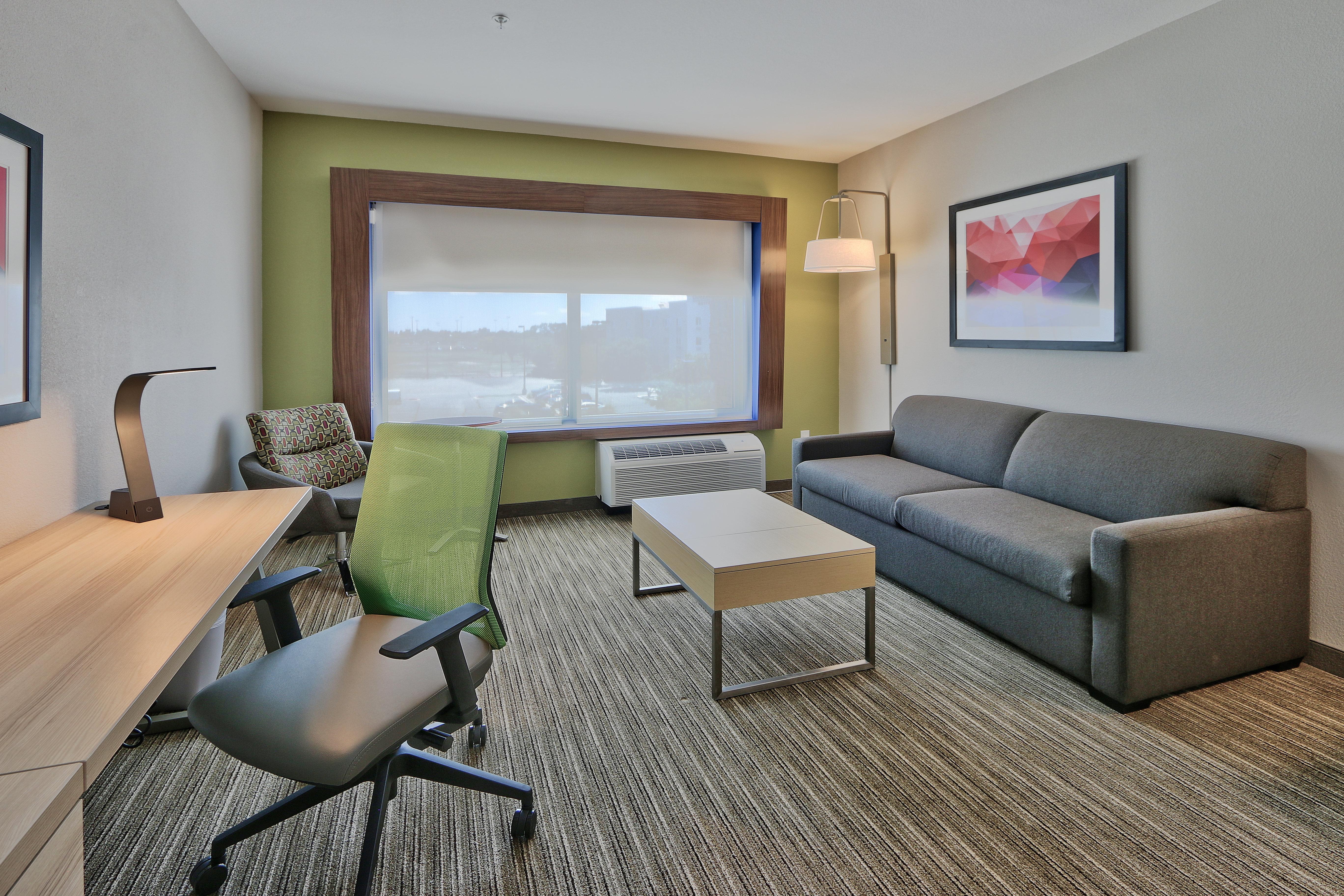 Holiday Inn Express & Suites - Roswell By Ihg Exterior foto